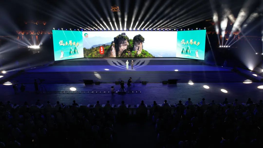 從李白故里出發(fā)，乘長(zhǎng)風(fēng)、赴萬(wàn)里！