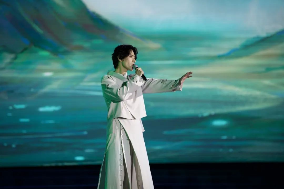 讀李白 游神州丨跟著李白去旅游中華文化主題旅游線路正式發(fā)布，一起開啟詩意文化之旅。