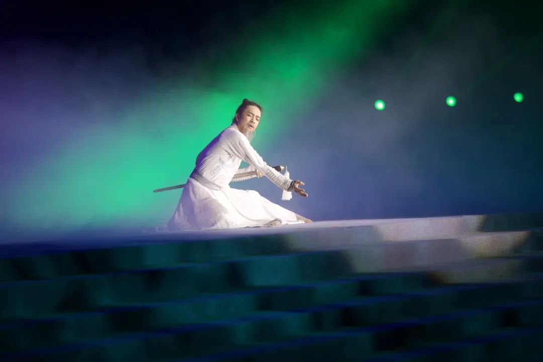 讀李白 游神州丨跟著李白去旅游中華文化主題旅游線路正式發(fā)布，一起開啟詩意文化之旅。